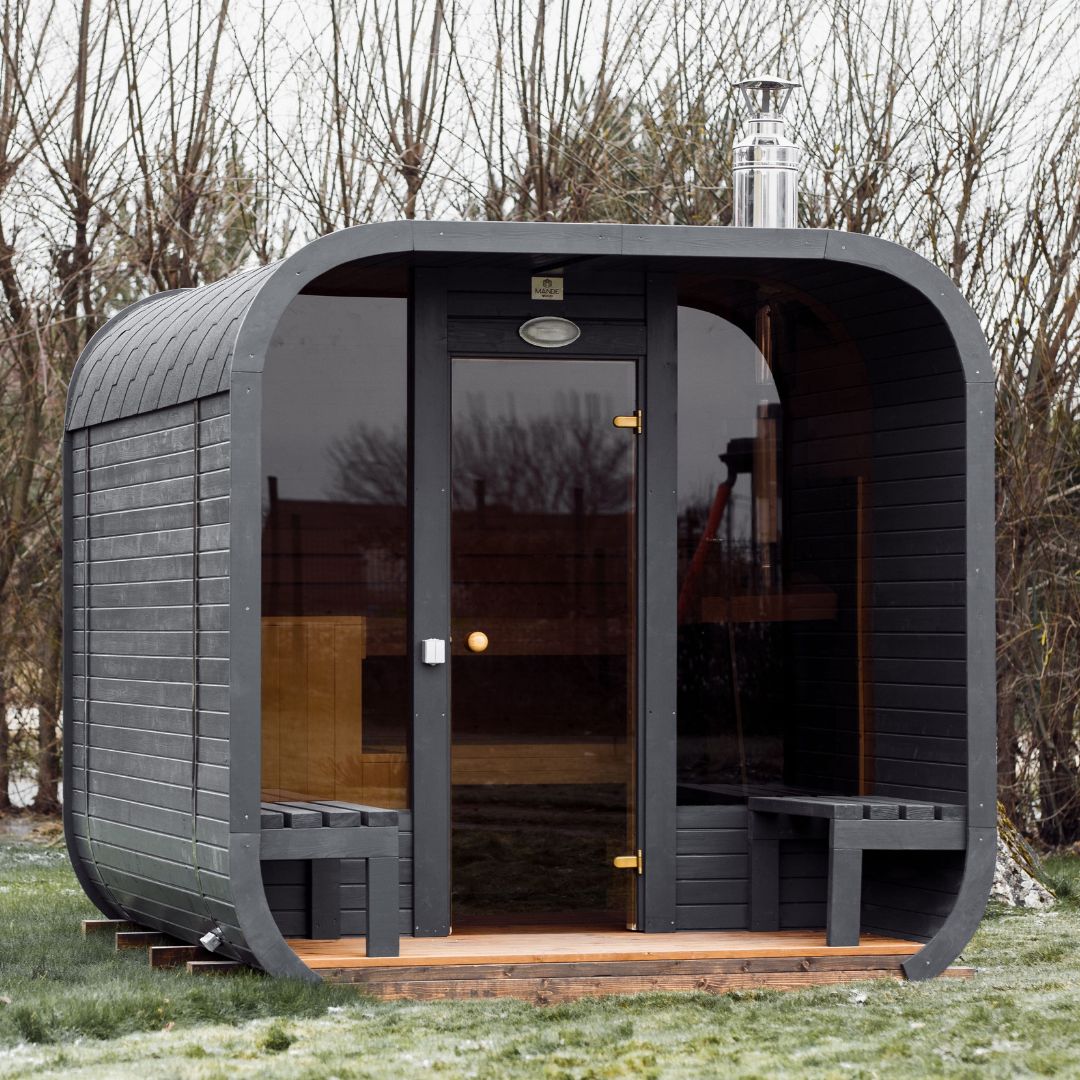 3M CUBE sauna with a terrace