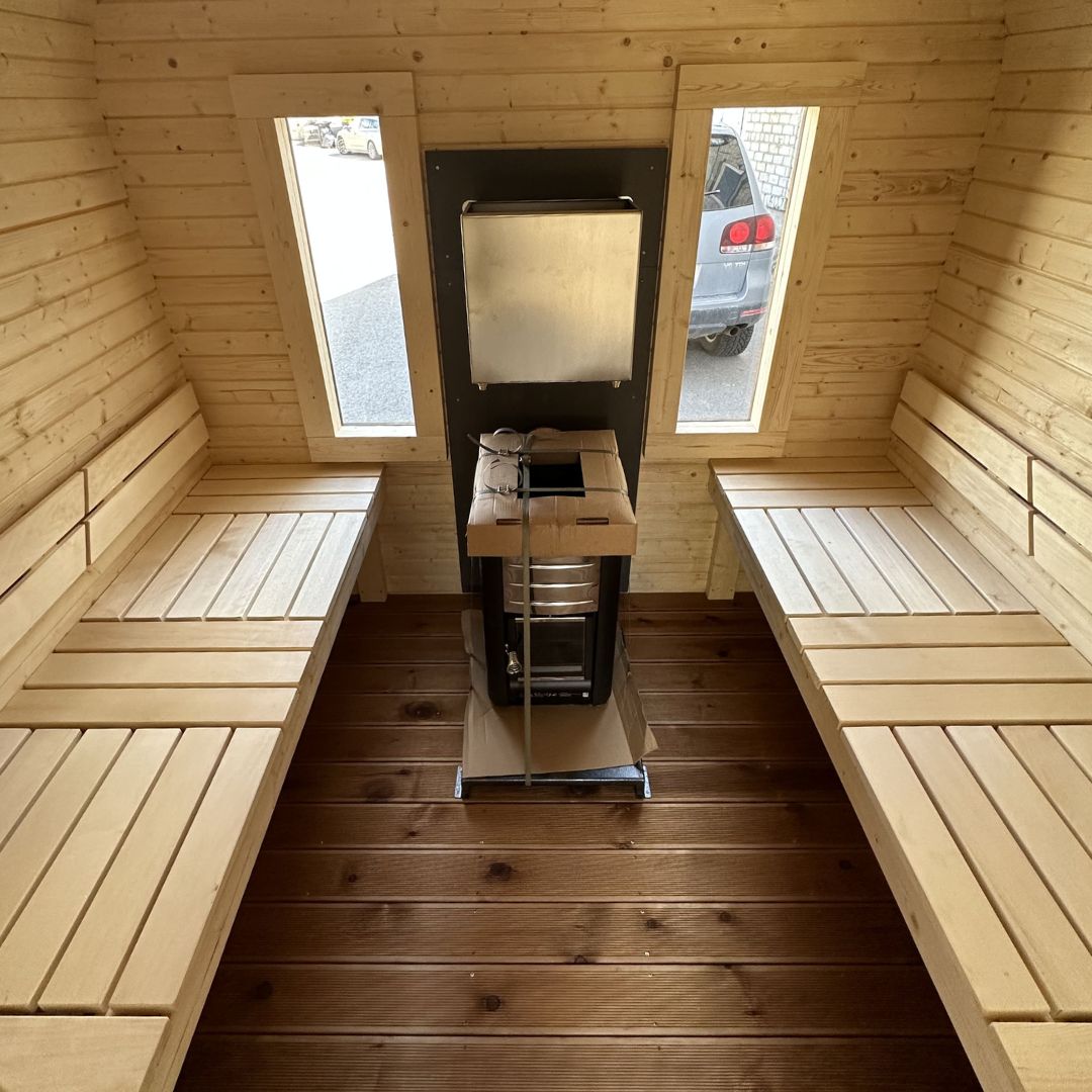 One-story benches on the sides of the sauna