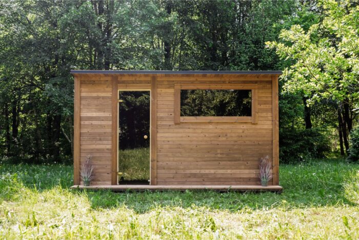 Square 400x240cm sauna with pre-sauna