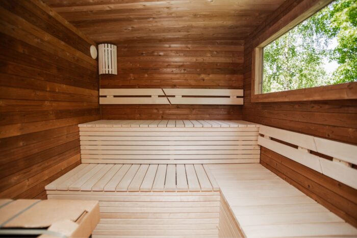 Square 400x240cm sauna with pre-sauna