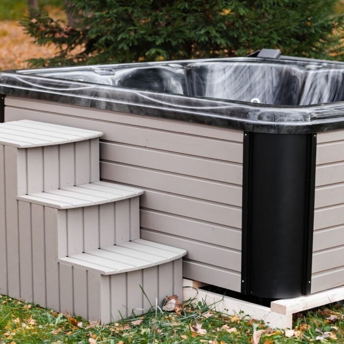 Acrylic square hot tub (integrated heater) 245×245