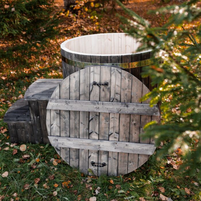 Single-person cold water tub – Spruce wood