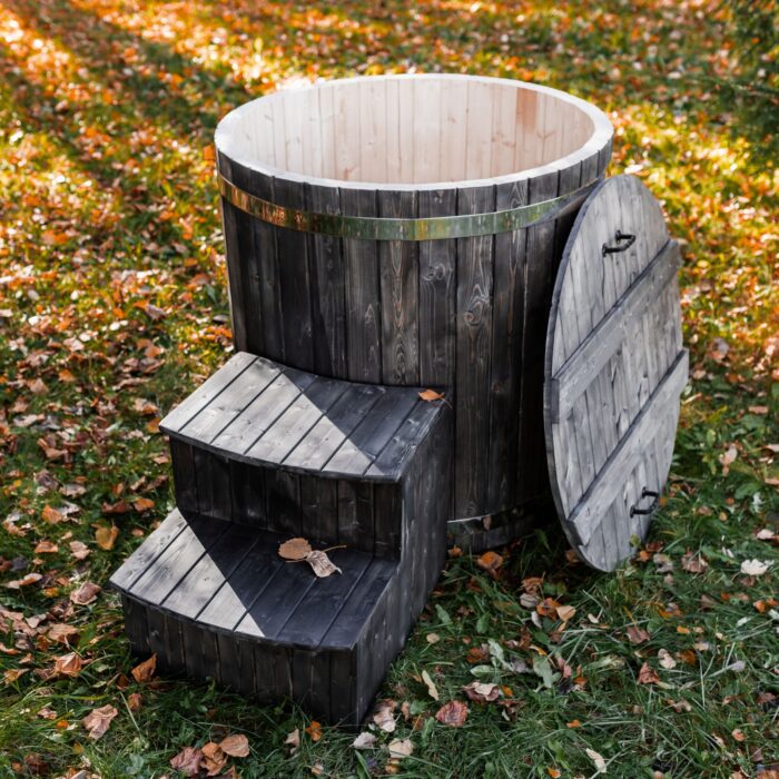 Single-person cold water tub – Spruce wood