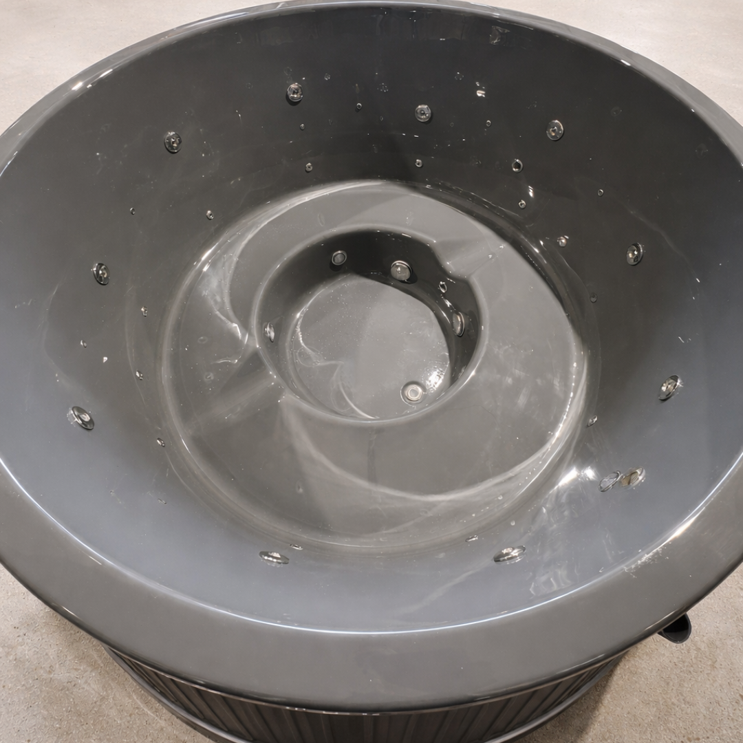 Acrylic round hot tub (external heater) (4)