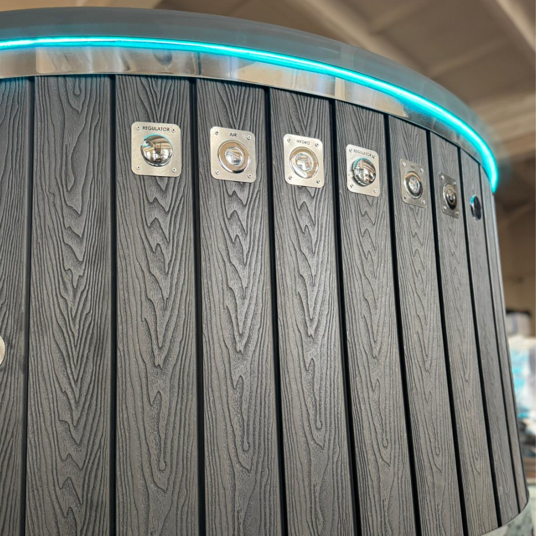 Acrylic round hot tub (external heater) (6)